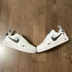 Nike Air Force 1 Low Utility/Overbranding Size 8W 6.5M